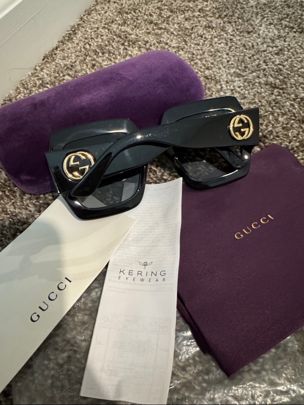 Authentic Gucci Black Oversized Square Sunglasses GG - Picture 4 of 7